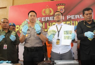 Dua Pelajar Pengedar Uang Palsu Ditangkap Polisi