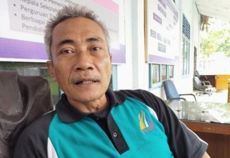 Kadisdikbud Batang Hari Agung Wihadi