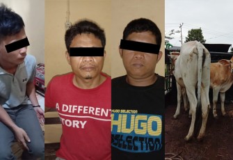 Para pelaku dan barang bukti yang diamankan