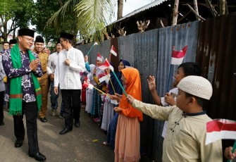 Gubernur Rohidin Bantu Pembangunan TPQ Masjid Al Khalik Selebar