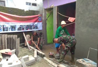 Satgas TMMD Rehab Rumah ibu Nona Rita 