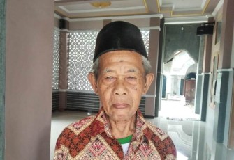 Ali (80)