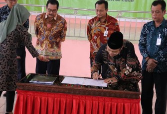 Bupati Seluma Bundar Jaya Teken MoU 