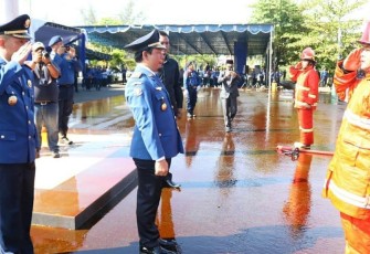 Wakil Wali Kota Bengkulu Dedy Wahyudi Saat Menjadi Inspektur Upacara 