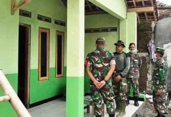 Satu Persatu Hasil Rehab RTLH TMMD Reguler Pekalongan Diperiksa Dansatgas