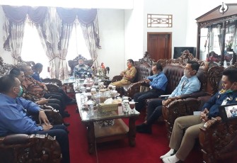 Bupati Mukomuko Choirul Huda Undang Para Pimpinan Cabang Bank Yang Ada di Mukomuko 