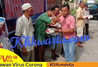 Pembagian beras 