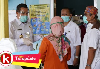 Ketua Tim GTPP Covid-19 Pesawaran Tinjau Rapid Test di Balai Desa Taman Sari 