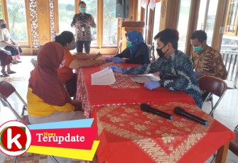 252 KKS Dibagikan ke KPM di Kelurahan Jagalan