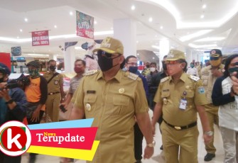 Wali Kota Tegal H. Dedy Yon Supriyono SE MM didampingi Wakil Wali Kota Muhamad Jumadi saat memimpin Apel Pengamanan Menuju Era New Normal bersama TNI/Polri dan tenaga kesehatan