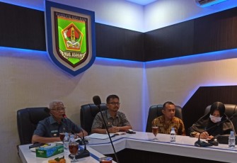 Bupati Asahan VidCon Dengan Presiden Indonesian Diaspora Network Chapter Malaysia