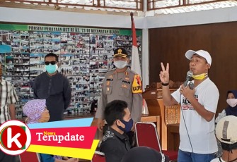 Bupati Batang Salurkan BLT ke Warga Terdampak Covid-19
