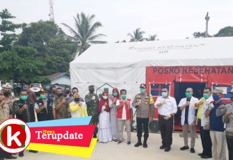 Bupati Bersama Kapolres Kampar Kunjungi Pos Check Point Covid-19 di Simpang Petapahan Tapung