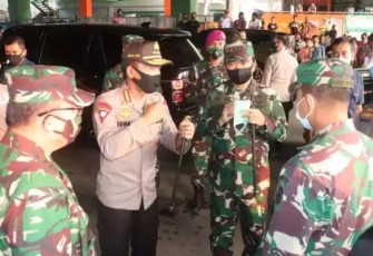Panglima TNI dan Kapolri Pastikan Kesiapan Disiplin Protokol Kesehatan di Pasar Tanah Abang dan Bandara Soekarno-Hatta