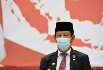 Plt. Gubernur Kepri H. Isdianto