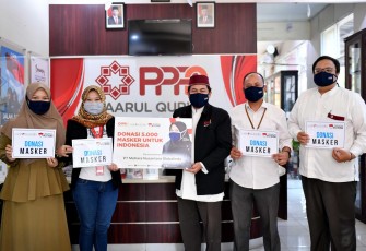 PPPA Daarul Qur'an Terima 5.000 Masker dari Metalizer