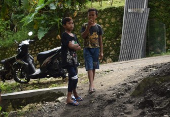 Eko (10) dan Sandi (11)