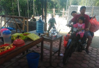 Rita Akhirnya Diajak Antar Makanan