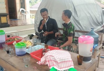 Camilan di Sela Istirahat Jadi Penghubung Persahabatan