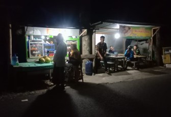 TNI di Warung Marini