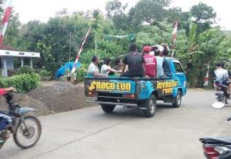 Satgas TMMD 108 Mengiringi Jenazah Mukidi ke Peristirahatan Terakhir