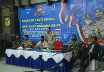 Polres Batang Bagikan 600 Paket Sembako