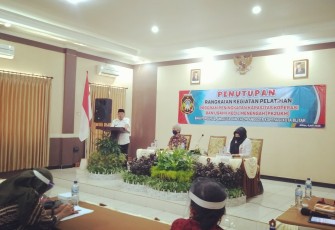 Walikota Santoso Memberikan Pengarahan Kepada Peserta Pelatihan PK2UKM (foto: Faisal NR / Klikwarta.com) 