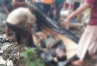 Korban saat dievakuasi