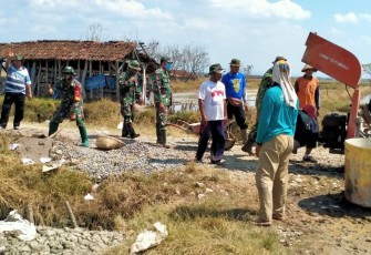 Pelaksanaan TMMD Sengkuyung di Desa Asempapan