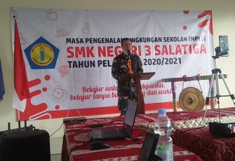 Danramil Tingkir Beri Materi Wasbang Secara Online Pada MPLS SMKN 3 Kalibening