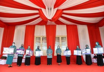 Meri Isdianto Saksikan Pelepasan Tim Gebrak Masker Se-Indonesia