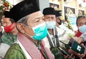 Pengurus Cabang Nahdatul Ulama (PCNU) se-Solo Raya saat mendatangi Mapolresta Surakarta.