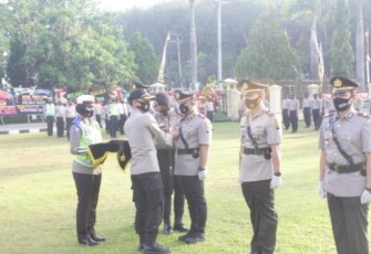 Kapolres OKU Timur Pimpin Sertijab Kasat Reskrim dan Kasat Intelkam