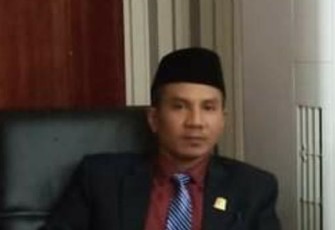 Erfan Suri Limbong Wakil Ketua Fraksi SAR DPRK Aceh Singkil.