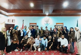 Foto bersama usai acara