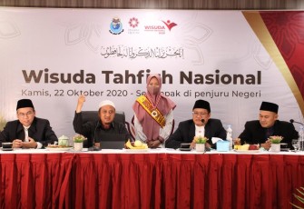 Keajaiban Doa dan Sholawat Alifa Beserta Ibunda di Wisuda Tahfizh Nasional 2020