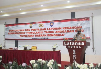 Kabid Keuangan Polda Bengkulu Kombespol Bambang Kosnarianto S IK