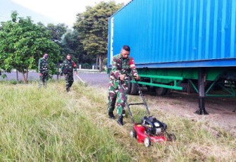 Danramil 1310-01/Bitung Ajak Personel Koramil Bitung Lakukan Karya Bakti
