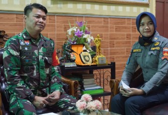 Dandim 0702/Purbalingga Letkol Inf Decky Zulhas, S.H., M.Han saat  menerima Penerangan Kodam IV/ Diponegoro yang dikepalai oleh Kolonel Kav Susanto, S.I.P., M.A.P. Senin, (16/11/2020).