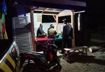 jajaran Polres Batang Polda Jawa Tengah juga.      menggiatkan patroli Blue Light Patrol (BLP) Senin (23/11/2020).
