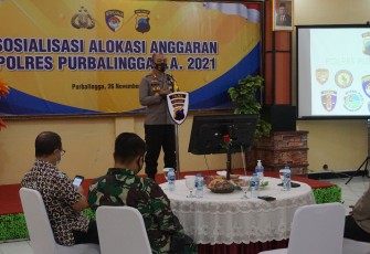Polres Purbalingga - Sebagai wujud transparansi, Polres Purbalingga melaksanakan sosialisasi Daftar Isian Pelaksanaan Anggaran (DIPA) tahun 2021. Sosialisasi dilaksanakan di Aula Loka Anindhita, Mapolres Purbalingga, Kamis (26/11/2020