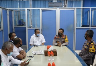 Kapolda Sulawesi Tenggara Irjen Yan Sultra Indrajaya Kunjungi Kantor Media di Kota Kendari