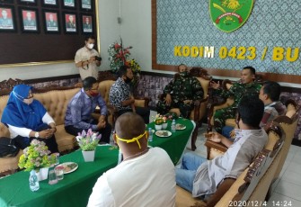 Tatap muka Dandim 0423/BU dan Relawan Demokrasi Kolom Kosong di Aula Darmawangsa