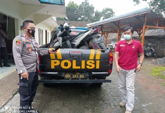 Kapolsek Singorojo beserta jajarannya amankan motor tak bertuan Rabu 30/¹2/2020