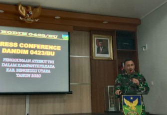 Danrem 041/Gamas Brigjen TNI Yanuar Adil dan Dandim 0424/BU Letkol Inf Agung P Saksono. I news TV/Ismail Yugo