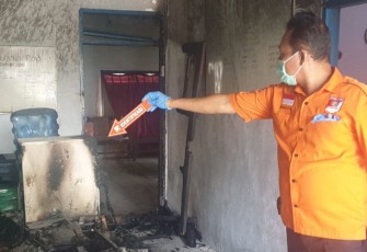 Satreskrim Polres Bitung Saat Melakukan Olah TKP 