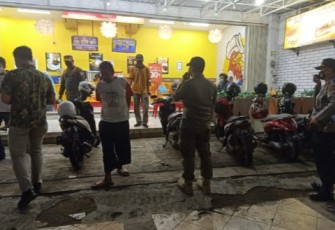 Jajaran Satuan Polisi Pamong Praja (Satpol PP) Kabupaten Batang Bersama Polres Batang Menggelar Operasi Yustisi 