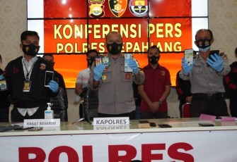 Kasat Reskrim Polres Kepahiang IPTU Welliwanto Malau SIK MH Saat Menggelar Konferensi Pers 