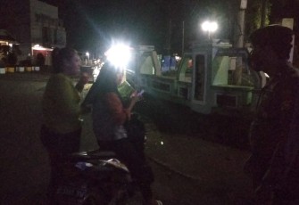 Patroli Sabhara Polres Bengkulu Selatan Bubarkan Anak Muda Keluyuran Malam Hari