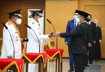 Mendagri Lantik Robert Simbolon Sebagai Penjabat Gubernur Bengkulu